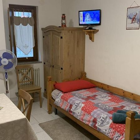 Le Joli Coin Du Passage Lägenhet Aosta Exteriör bild